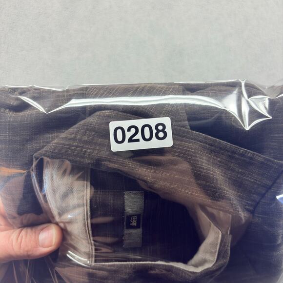 REI Button Up Shirt Mens Medium Brown Long Sleeve Polyester Preppy Outdoor Y2K - Picture 8 of 8